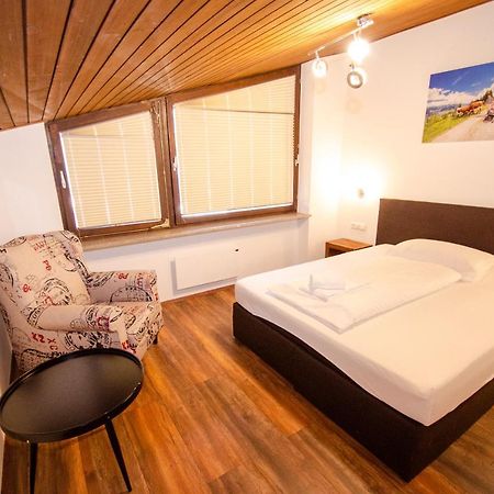 Penthouse Eightyone By All In One Apartments Kaprun Exterior foto