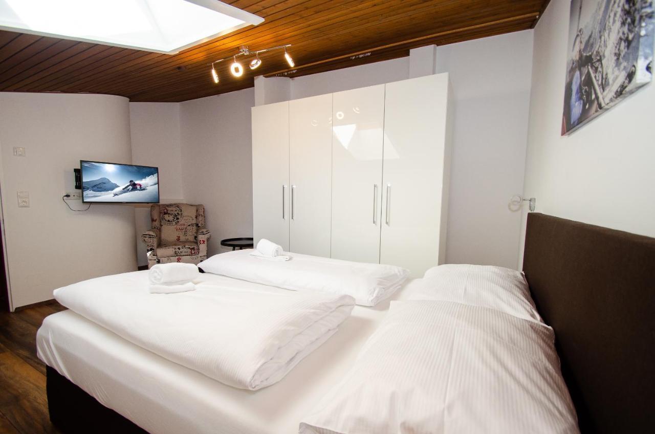 Penthouse Eightyone By All In One Apartments Kaprun Exterior foto