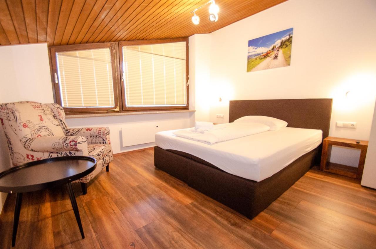 Penthouse Eightyone By All In One Apartments Kaprun Exterior foto